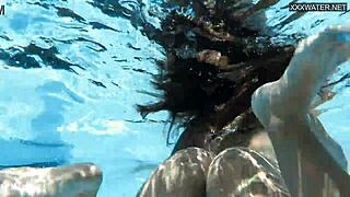 Beautiful big-breasted beauty Angelica Heart bathing in pool.