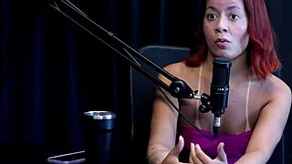 Ruiva safada mostra seu cu depois de dizer que o esposo sugeriu a entrada no meio liberal gosta de pau grande e grosso e n�o assiste as cenas - bruna ferrari watch on sheer red