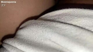 me pide un masaje anal y yo se lo hago amateur
