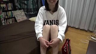 yuuna 20 years old ramen shop best friend boyfriend h loves but av is different ramen girl shyly cums quietly chest kyun amateur first av shooting 74 secretly from boyfriend curiosity av shooting challenge