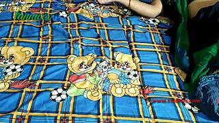 Delhi bhabhi gets fucked doggystyle by boyfriend at home