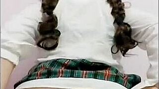 Qué Rico Culo Tiene Esta Alumna Después De La Escuela Moja Sus Braguitas Del Orgasmo Y Graba Todo En Video?