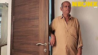 i saw the desi malkin seduced by servant and old man, her pussy excited for sex