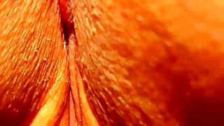 mature cougar spreads her huge wet pussy for exhibitionist show
