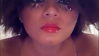 cumpli el reto para mi hijastro perdi una apuesta y tuve que enviarle porno casero a mi hijastro haciendo un espectaculo porno semi desnuda a mi hijastro porno real casero masturbandome para mi hijastro