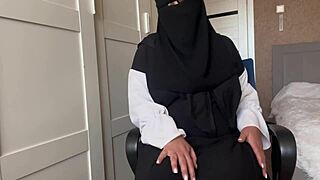 Hot Arab MILF Cums Hard