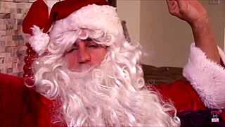 Daphne Rosen Double Penetrated By Hung Guys In Christmas Special.