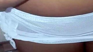 i'm showing off my huge tits and tasty pussy, novinha evang�lica style