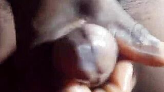 Wetjuicypussy1 Masturbates With Big Cock In Video 💦