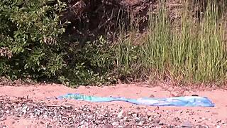 hidden cam catches milf getting fucked on the beach