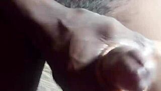 Wetjuicypussy1 Masturbates With Big Cock In Video 💦