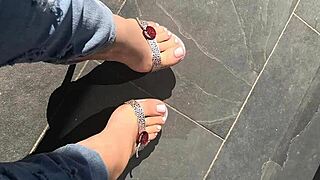 kylie jenner's feet pics compilation, those amazing sexy feet