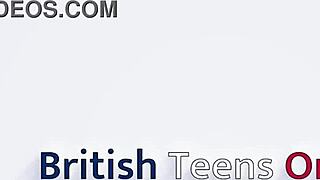 Nurse chats with patient about care