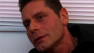 milf amy azurra lures in her suspects with her big tits and tasty ass