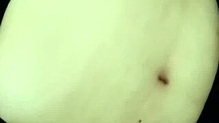 i love exploring a milf girls navel