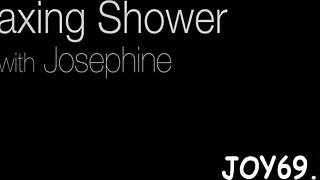 Pretty Solo Teen Rubs Wet Pussy Lips