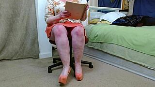 hey calf shaking fetish video from dawnskye1962 fixed the buyer's concerns with two versions