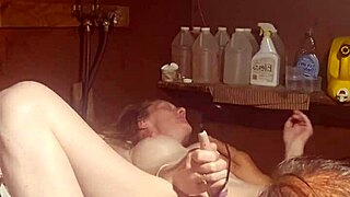 eating and fucking on the washing machine again