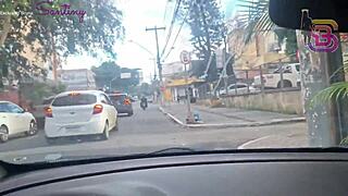 eu vi minha esposa de coleira com o negao dotado e cheguei na balada ela deu pra todo mundo