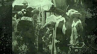 Vintage Very Old Grannies Feeling Horny in Antique Group Threesome