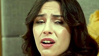 Just Put Your Finger In And Make Your Petite 18+ Stepsis Squirt