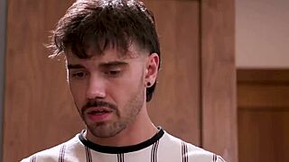 Just Put Your Finger In And Make Your Petite 18+ Stepsis Squirt