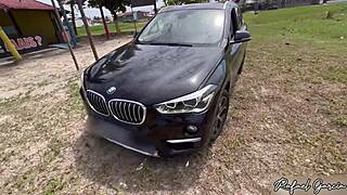 A trans encounter in abandoned kiosk with hot girl from Santos beach.