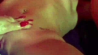 Fiz A Novinha Virgem Gozar Gostoso Sem Perder O Cabaço!