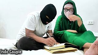 those amateur friends banged her classmate in college homemade sex and it went viral