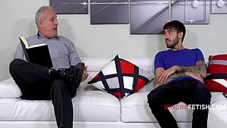 get off that game young nerdy 18+ lady and feel stepbro spooning deep inside you glasses fogging up