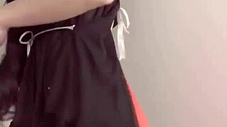 whoa! watch this cute beauty shake her big boobs while dancing seductively just for you??