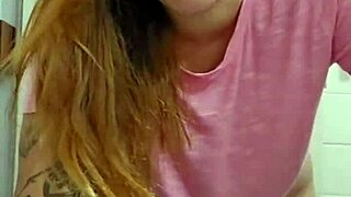 Pepeka Flash Teases Viewers Online Subtly