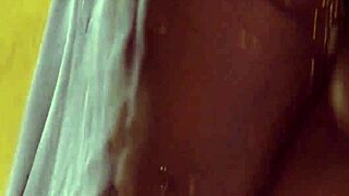 bollywood babe flashes teasing her exotic curves 🔥🕺