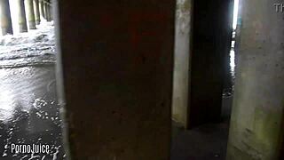 Colombian beach bunny exposes all tight holes