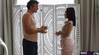 Robby Apples renegotiates for sex with petite Kimmy Kimm