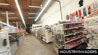 Latina Beauty's Mall Adventures in Florida