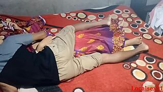 hey red saree bengali wife gets bent over fucked hard by hubby 😘🍆