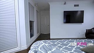 blonde stepmom taylor wild admits craving young guys on sofa ride