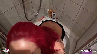 bruder can't hold back... spritzt all over stief schwester's wetlook leggings ass! 💦🍑