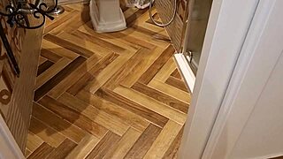 imagine that huge cock spraying cum everywhere after amateur handjob