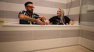 Livie shares bath backstage secrets in candid interview with Frankie Jax photoshoot vibes