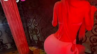 teased my thick coworker until he fucked me hard at work