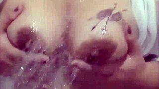 viral student naligo solo showing off her huge tits ass and wet pussy lips