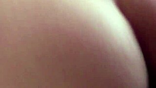 me garcha a mi prima y siento tanto placer prohibido