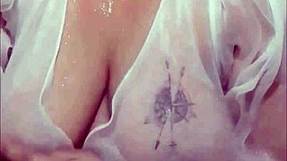 viral student naligo solo showing off her huge tits ass and wet pussy lips