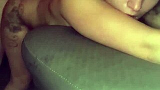 Slim Thick Hooker Bounces On Dick In Backseat Cumshot