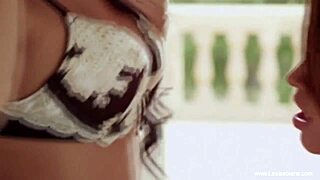 Carla licks pussy in arousing amateur session