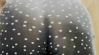 damn that sexy blonde ass looks hot in tight leggings