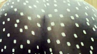 damn that sexy blonde ass looks hot in tight leggings