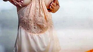 hot arab mommy begs for assfucking all day